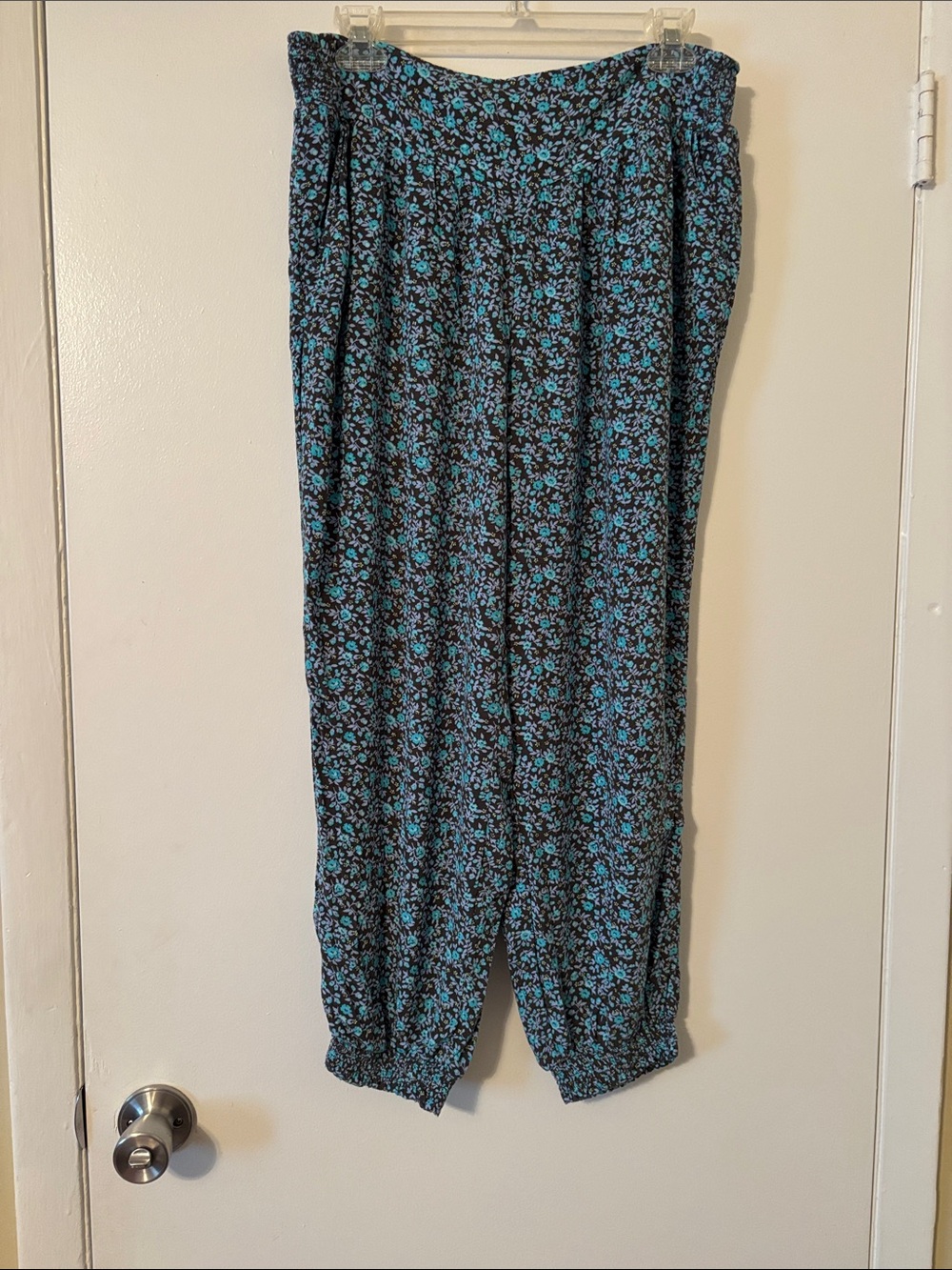 Aerie Floral Harem Style Pants L